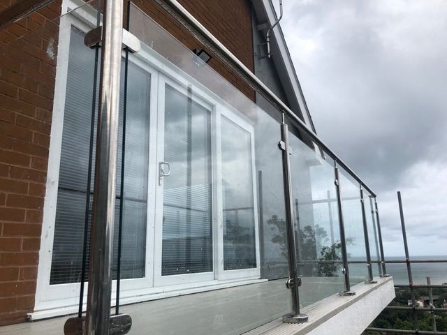 Good Quality Glass Balustrade